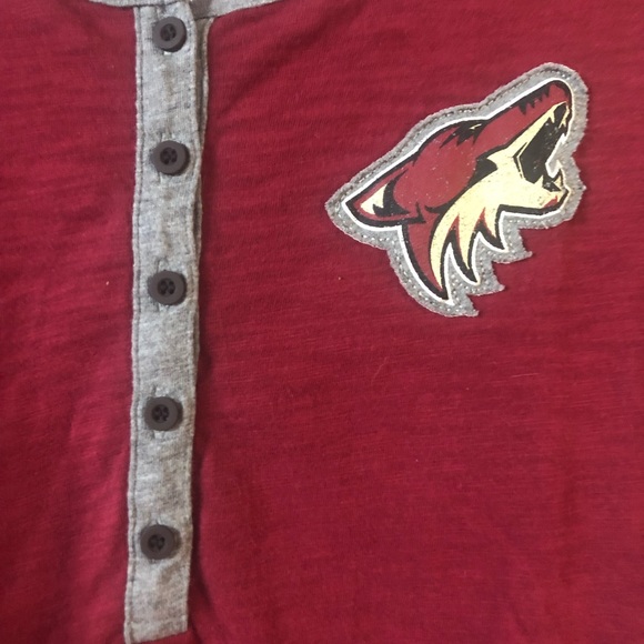 NHL Fanatics Women's AZ Coyotes Red/Heathered Gray True Classics Henley, Small - Picture 9 of 12